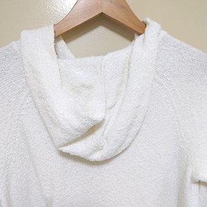 💕Vince, Size XS White Terrycloth Hooded Shirt w/Front Pocket 💕